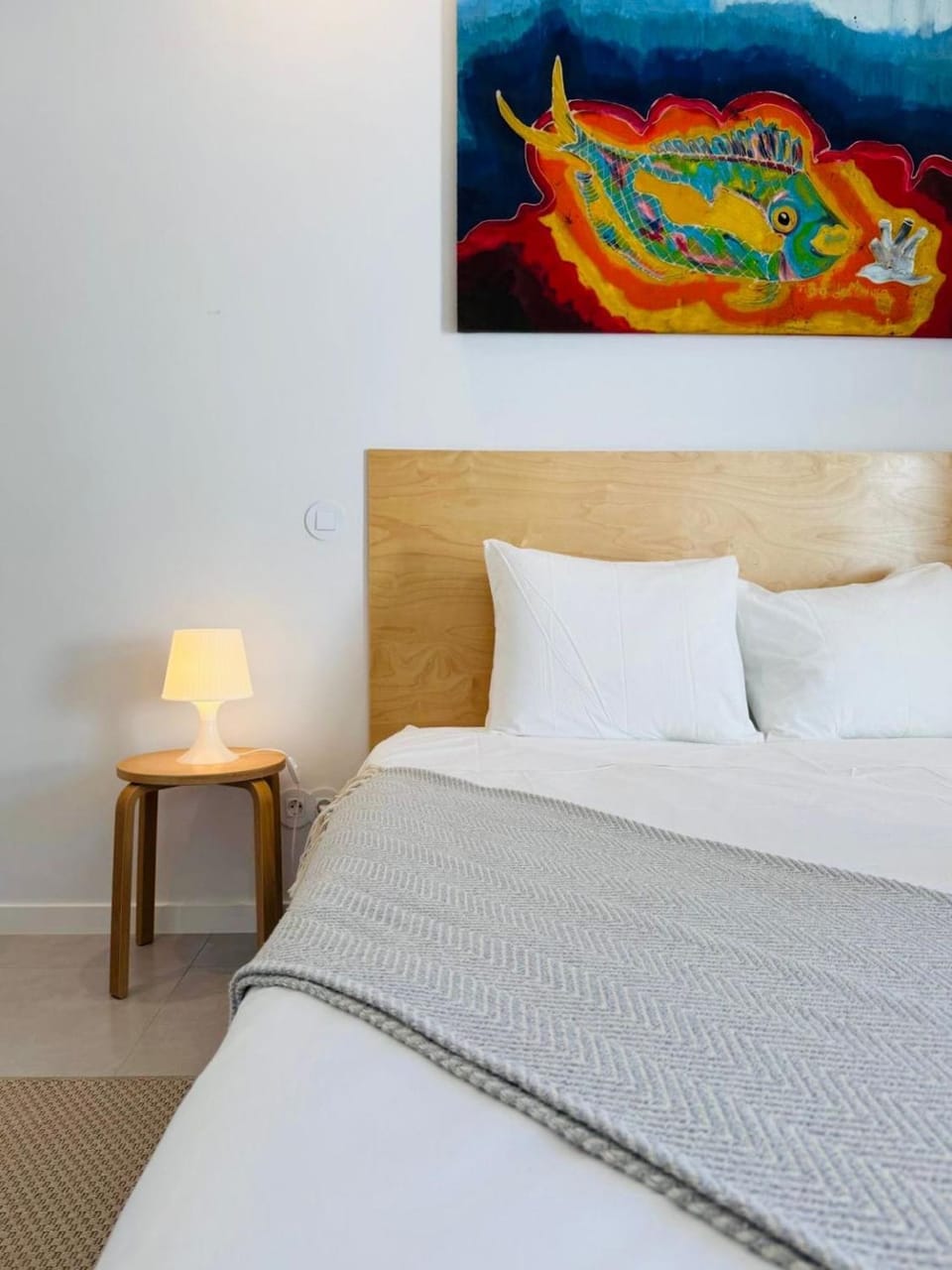 Bed, Photo of the whole room, Decorative detail, Bedroom