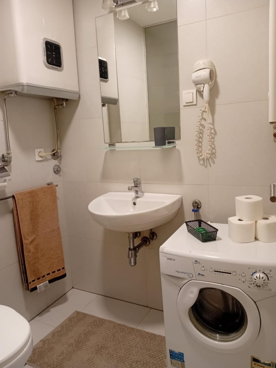 Bathroom, towels, washing machine, dryer