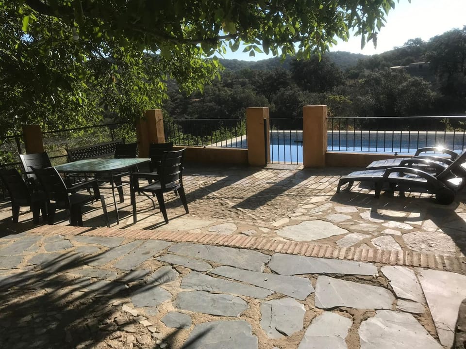 Puerto los Pinos House in Sierra de Huelva