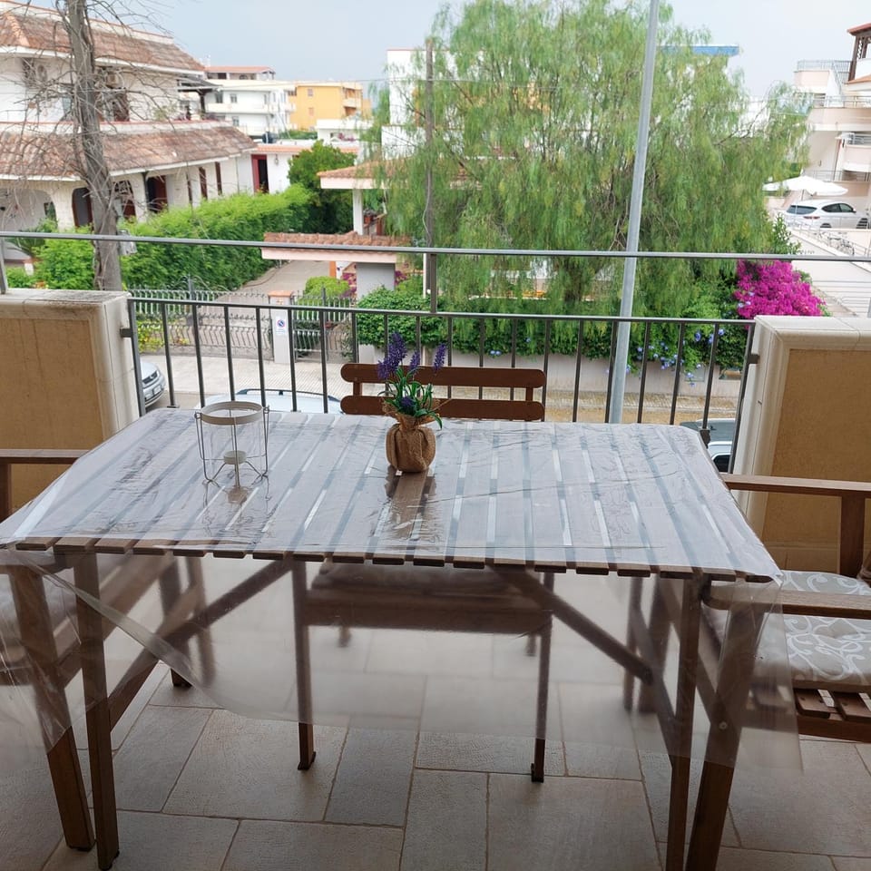 View (from property/room), Balcony/Terrace