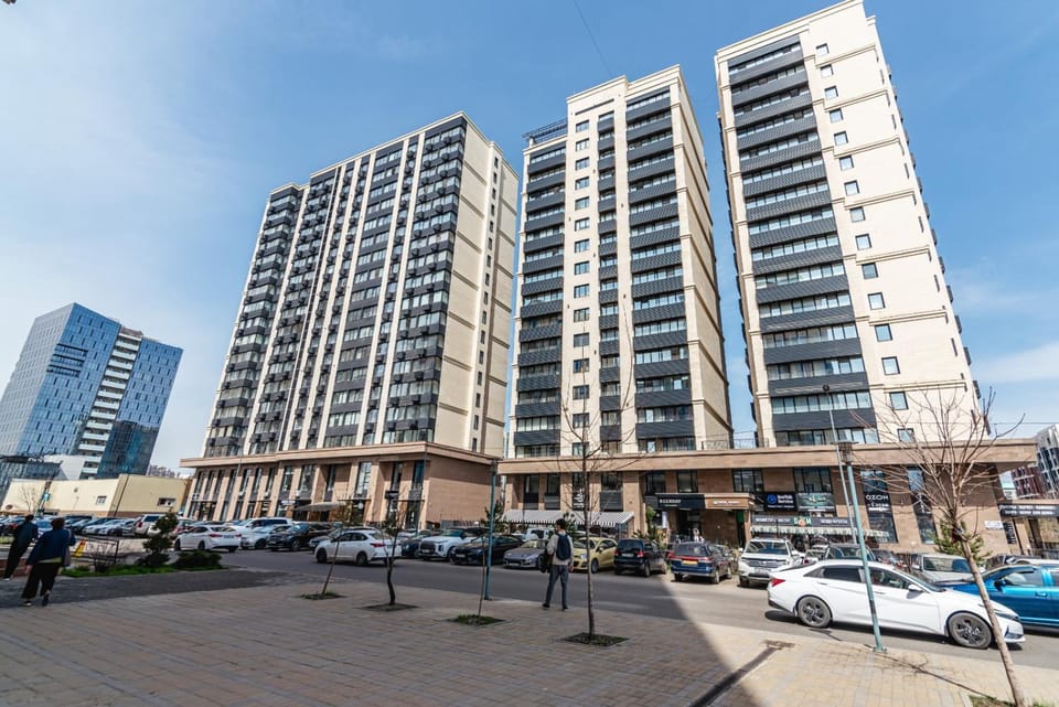 Lux Qazaq Apartments Apartment in Almaty