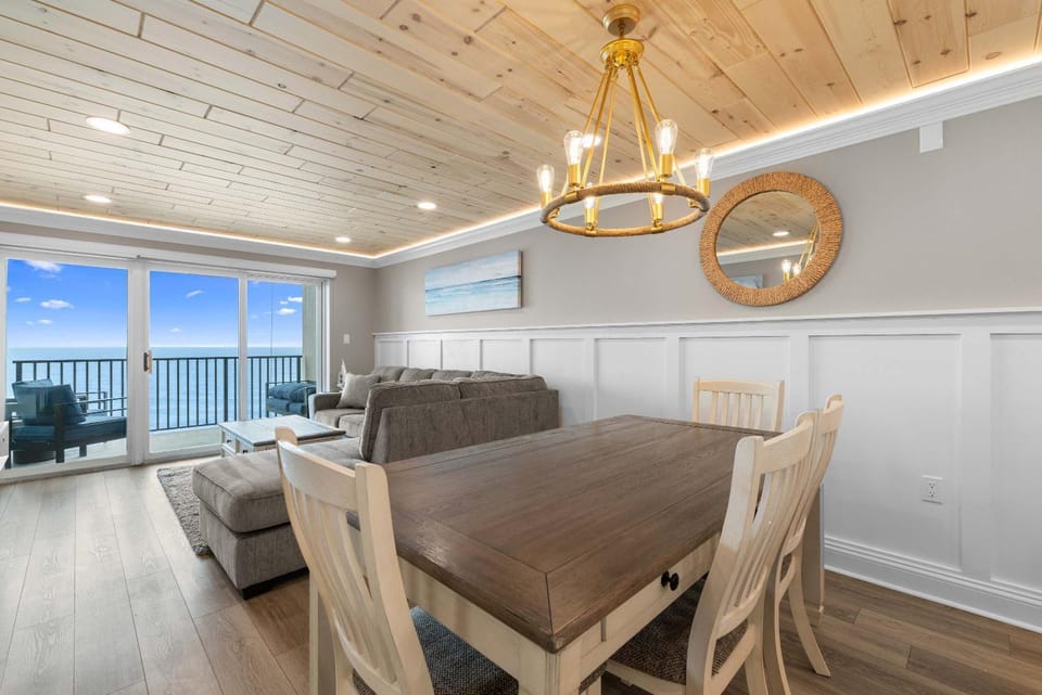 Spectacular Oceanfront Penthouse - Unit 1204 House in Ocean City