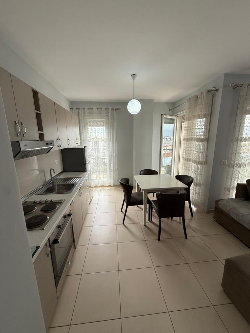 Banesa 21 Dhjetori, Tiranë Apartment in Tirana