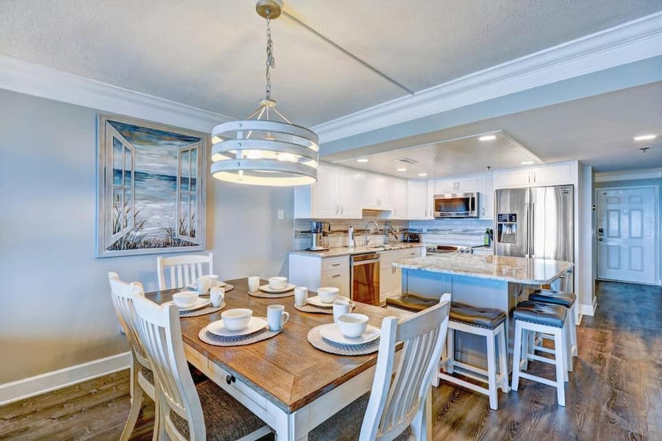 Luxe Oceanfront Escape Private Balcony & Wet Bar House in Ocean City