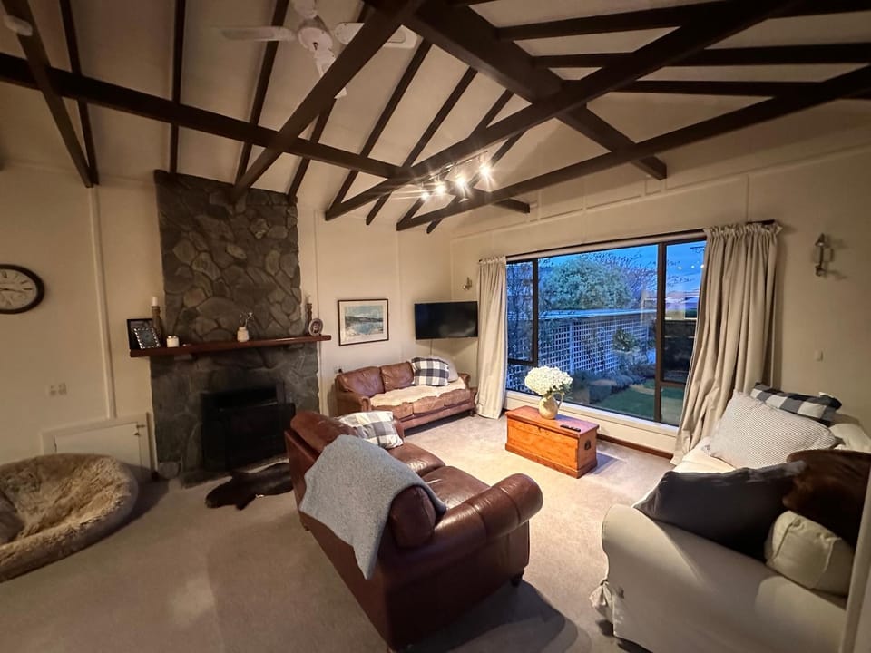 Private home, downtown Wanaka House in Wanaka