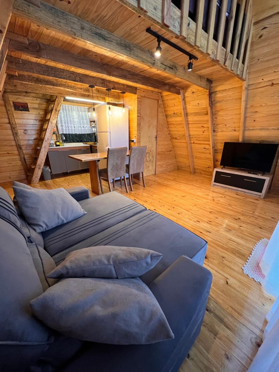Communal lounge/ TV room