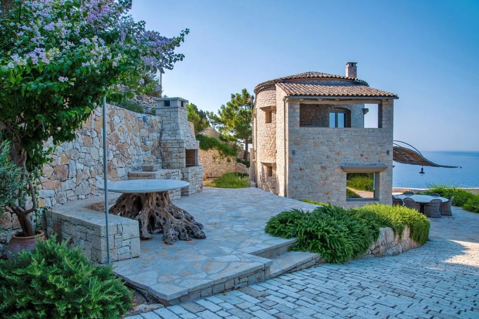 Property building, Natural landscape