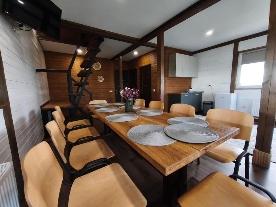 Căsuța din Deal Villa in Moldova