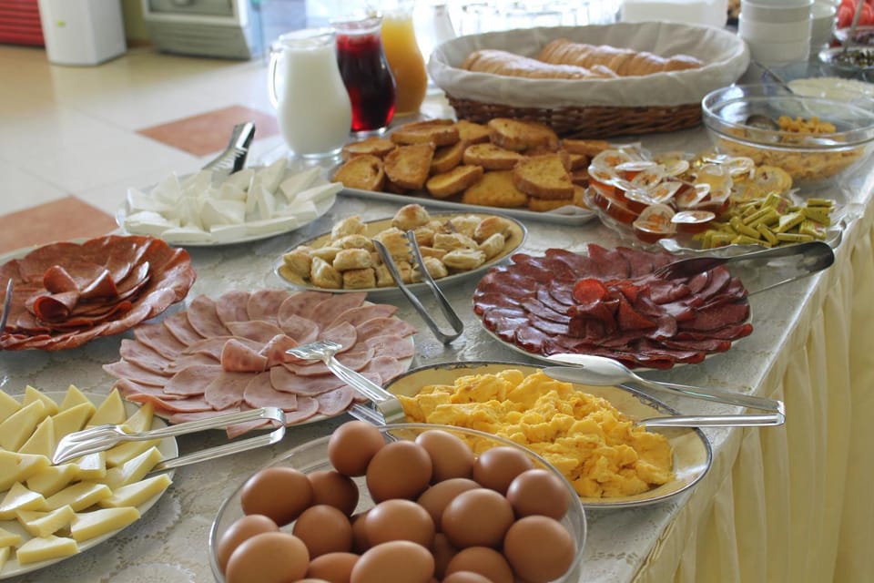 Buffet breakfast