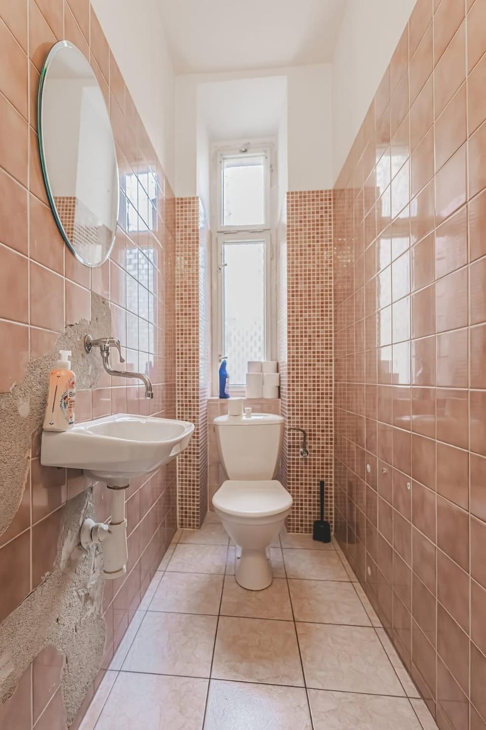 Private Room, AC, Central w Kitchen Apartment in Prague