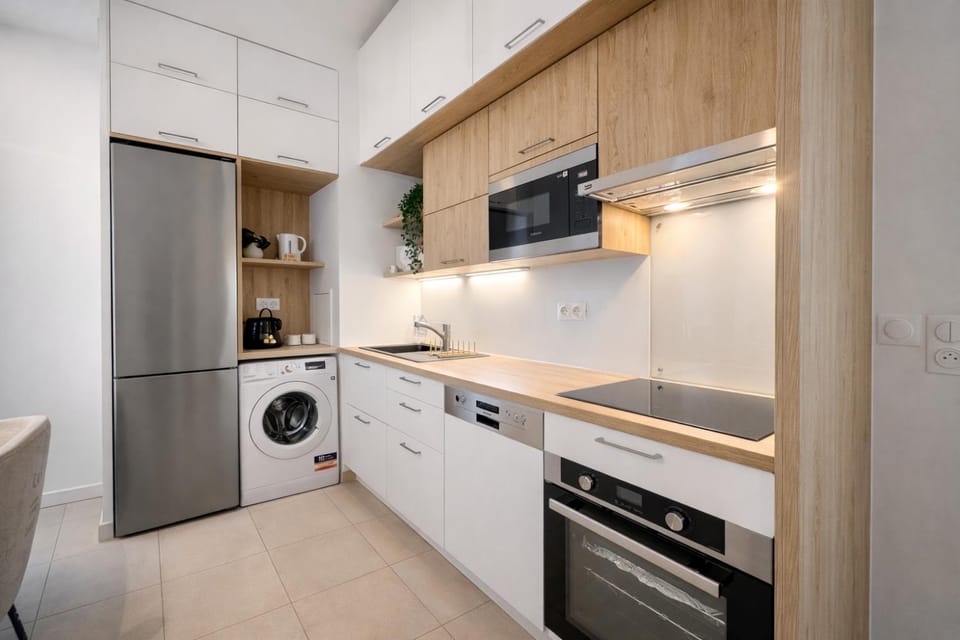 Kitchen or kitchenette, stove