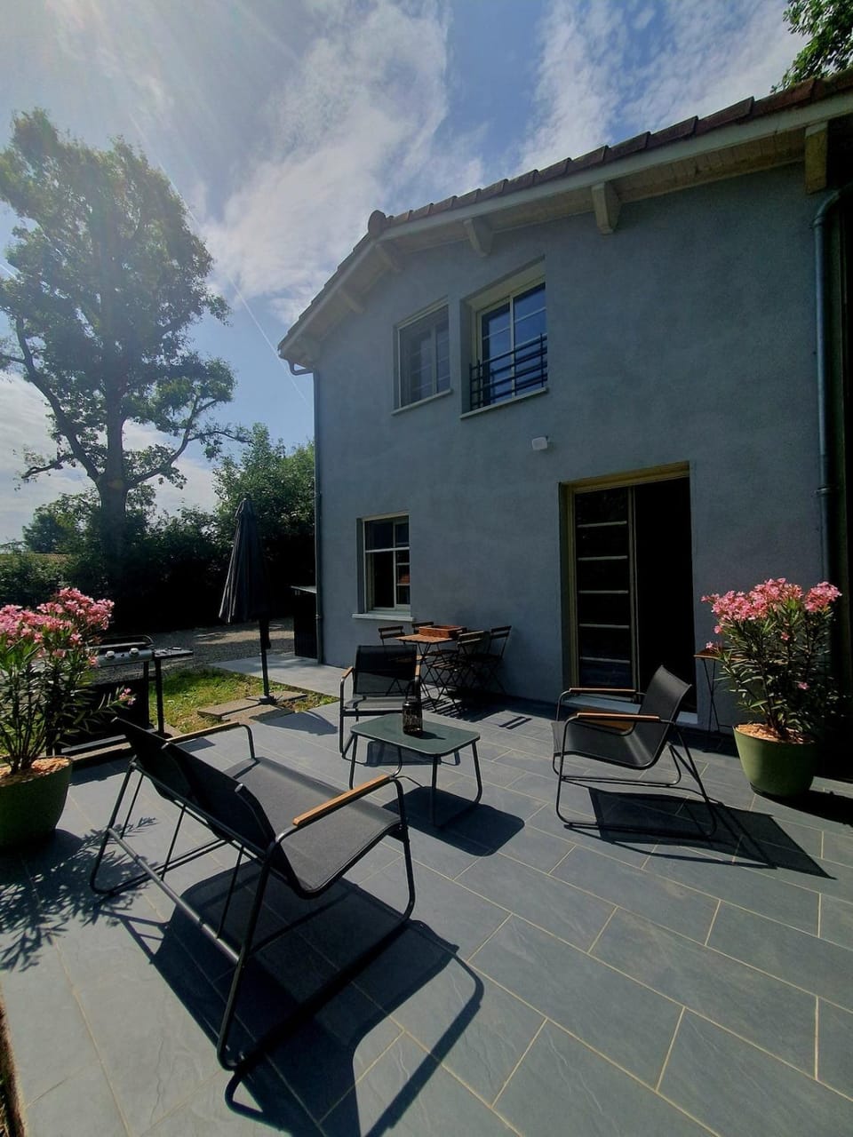 Property building, Patio, Garden, Garden view