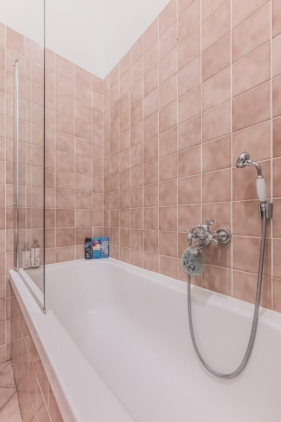 Private Room, AC, Central w Kitchen Apartment in Prague