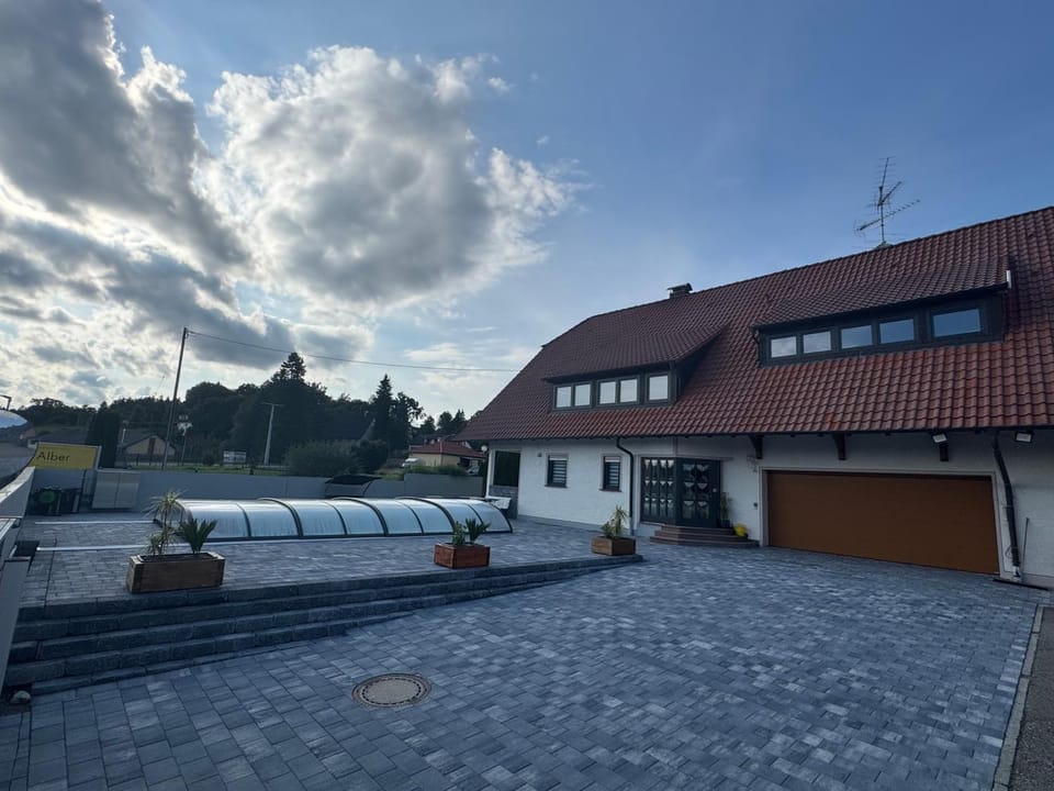 Property building, Swimming pool