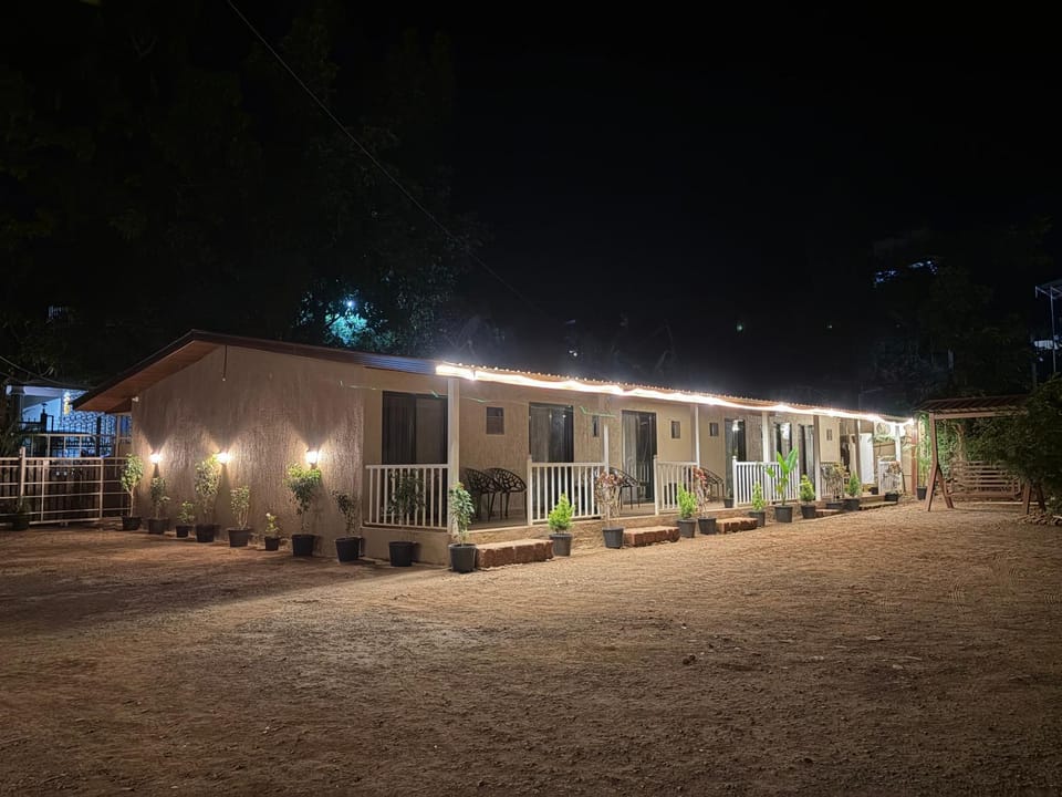 Property building, Night