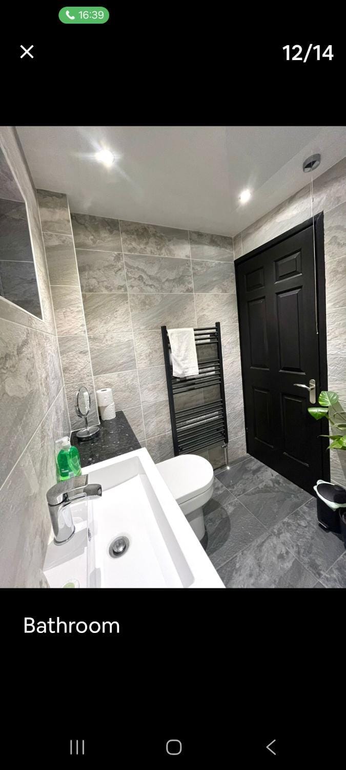 Raven house Apartment in England