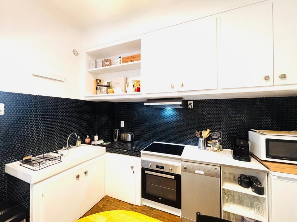dishwasher, oven, stove, toaster