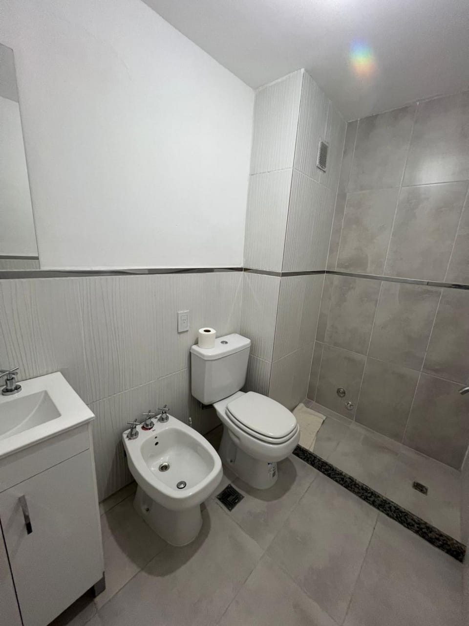 Shower, Bathroom, bidet