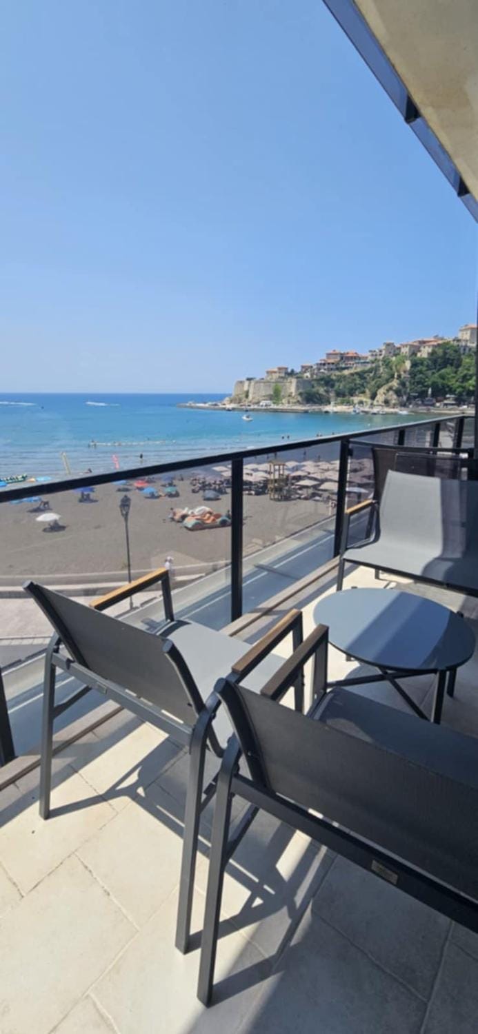 Day, View (from property/room), Balcony/Terrace, Balcony/Terrace, Seating area, Beach, Sea view