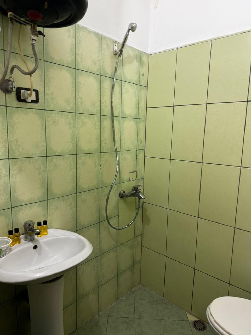 Rosaley apartment Apartment in Tirana County, Albania