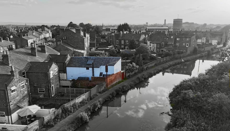 Property building, Neighbourhood, Natural landscape, Bird's eye view, City view