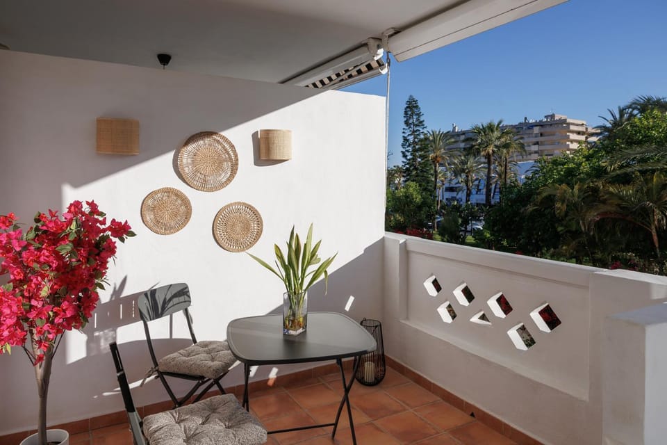 Day, View (from property/room), Balcony/Terrace, Dining area