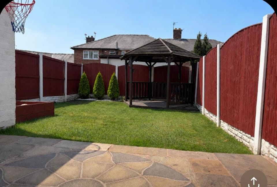 Piotr House House in Warrington