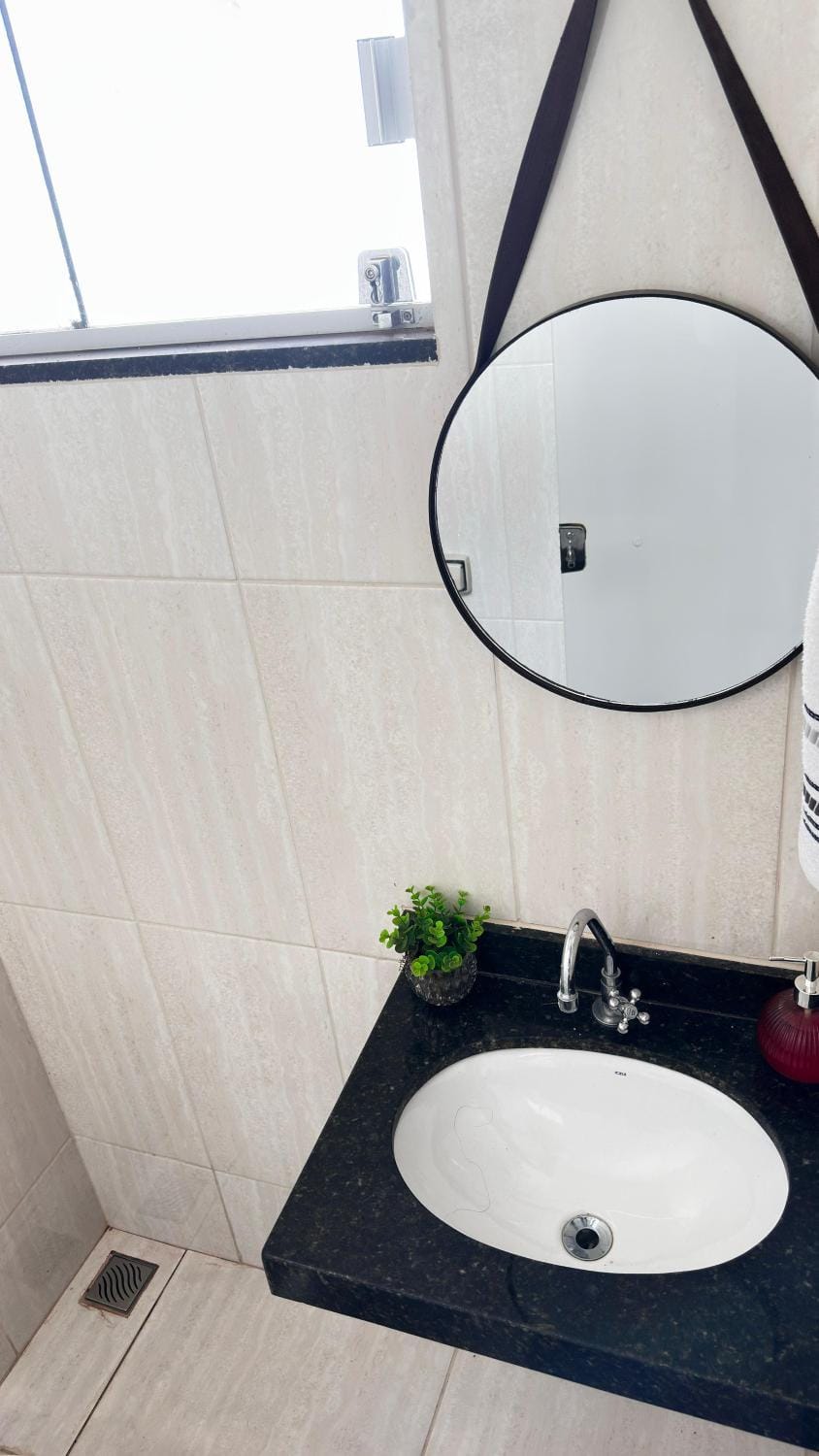 Suíte privativa no centro da capital em casa compartilhada Vacation rental in Palmas