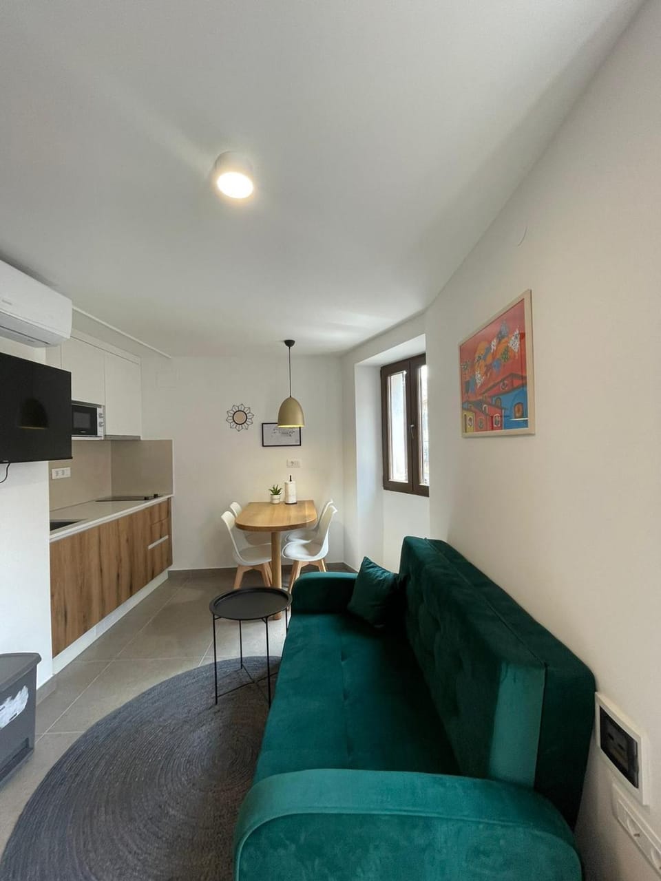 TV and multimedia, Kitchen or kitchenette, Dining area
