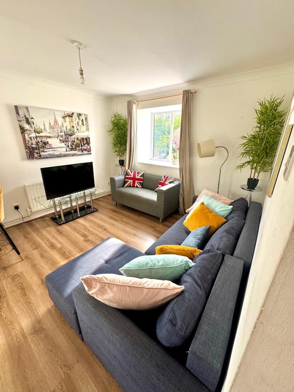 Private 2 beds flat Canada water Apartment in London Borough of Southwark