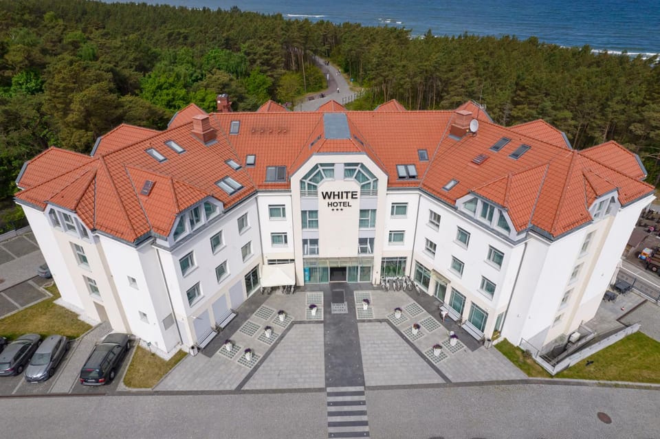 Property building, Natural landscape, Bird's eye view