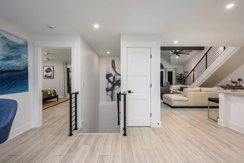 Living room, Photo of the whole room, Dining area, Bedroom