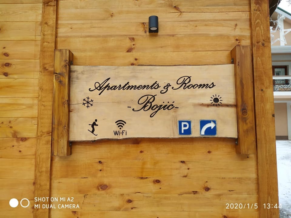 Apartments & Rooms Bojic Bed and Breakfast in Montenegro