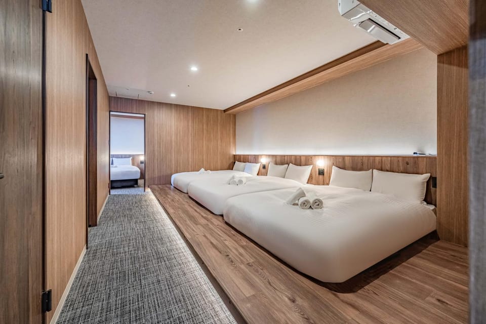 Bed, Photo of the whole room, Bedroom, towels, air conditioner