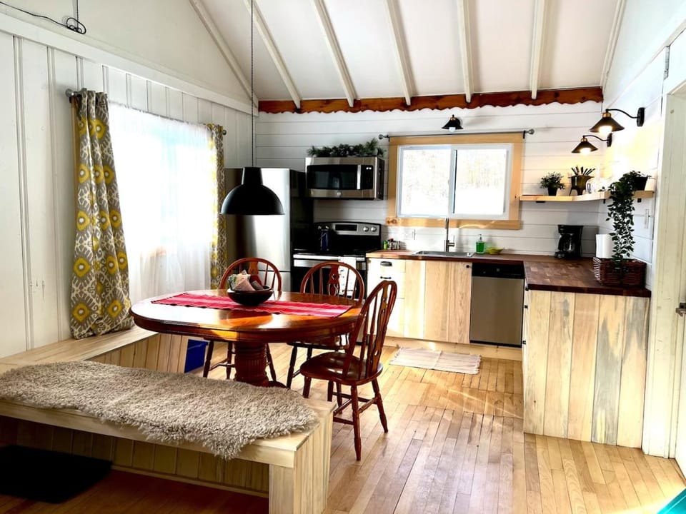 Chalets Village Suisse de Val-David Chalet in Val-David