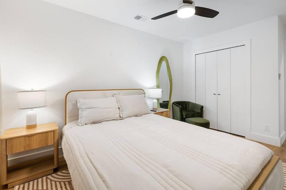 Bed, Bedroom, wardrobe