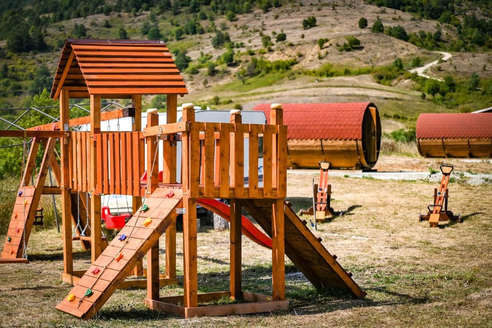 Day, Natural landscape, Children play ground, Children play ground, Game Room, Kids's club, Evening entertainment