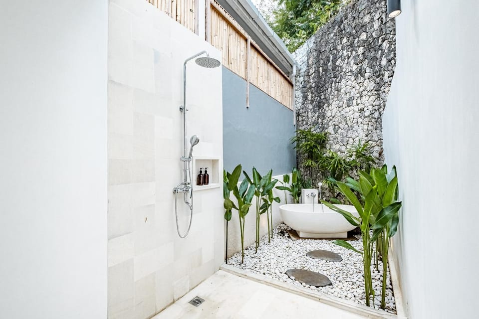 Shower, Bathroom, towels