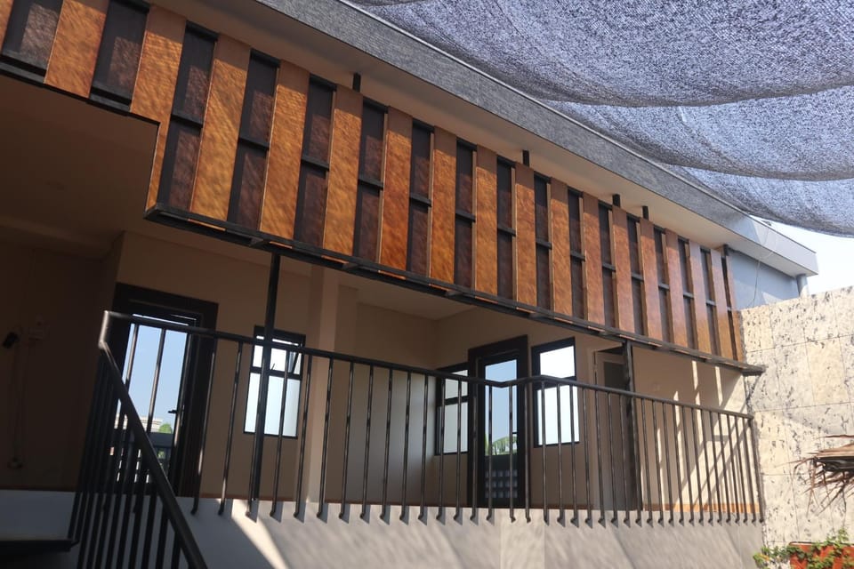 Property building, Balcony/Terrace
