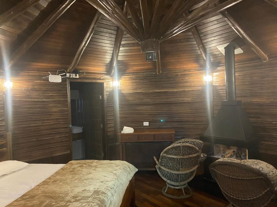 Chalé das Arapongas Santuário Bellatrix Nature lodge in State of Paraná