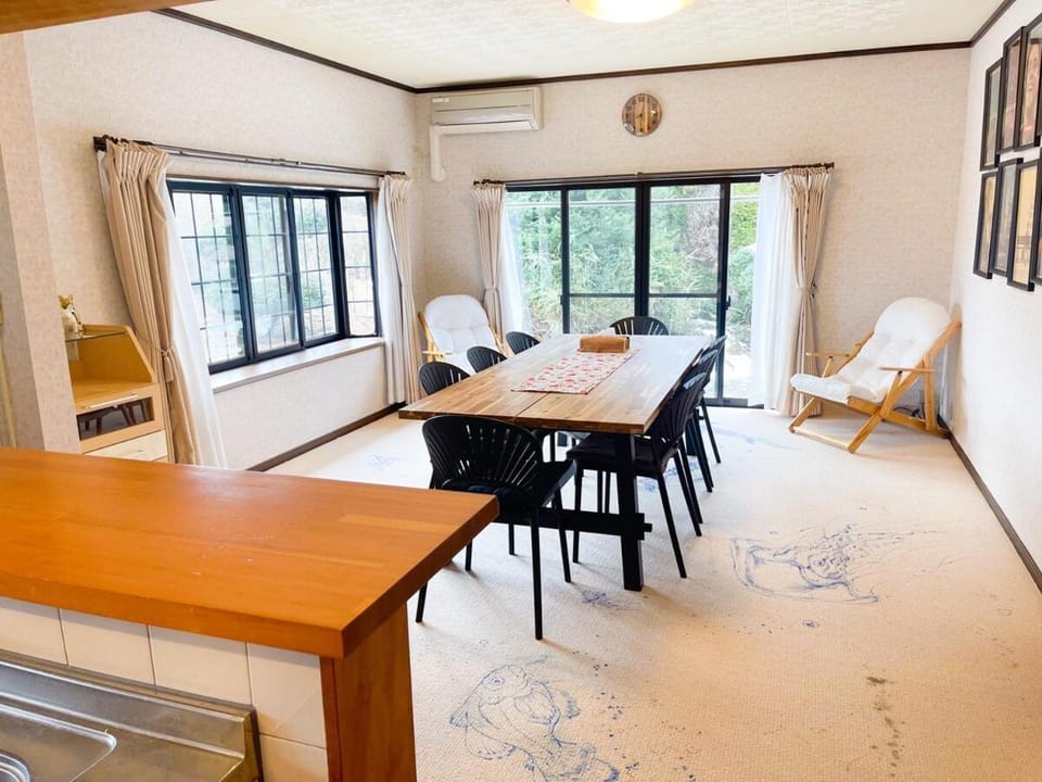 Free shuttle service,Large screen movies,BBQ, more than 10people possible Villa in Shizuoka Prefecture