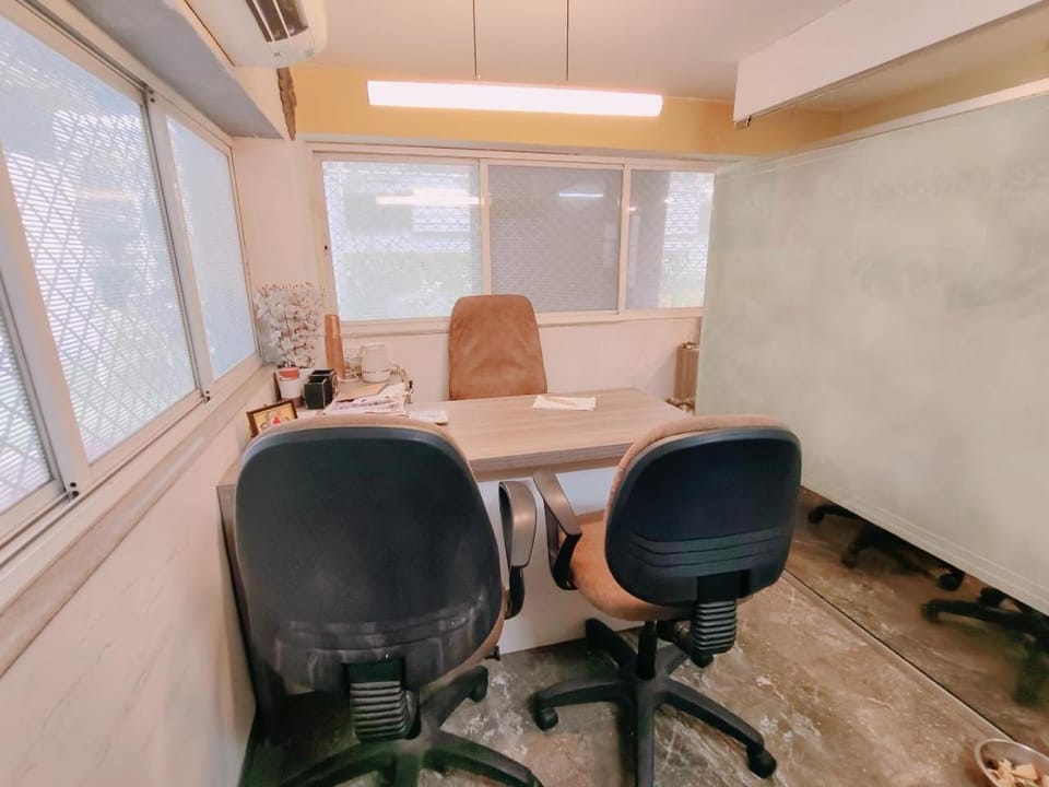Seating area