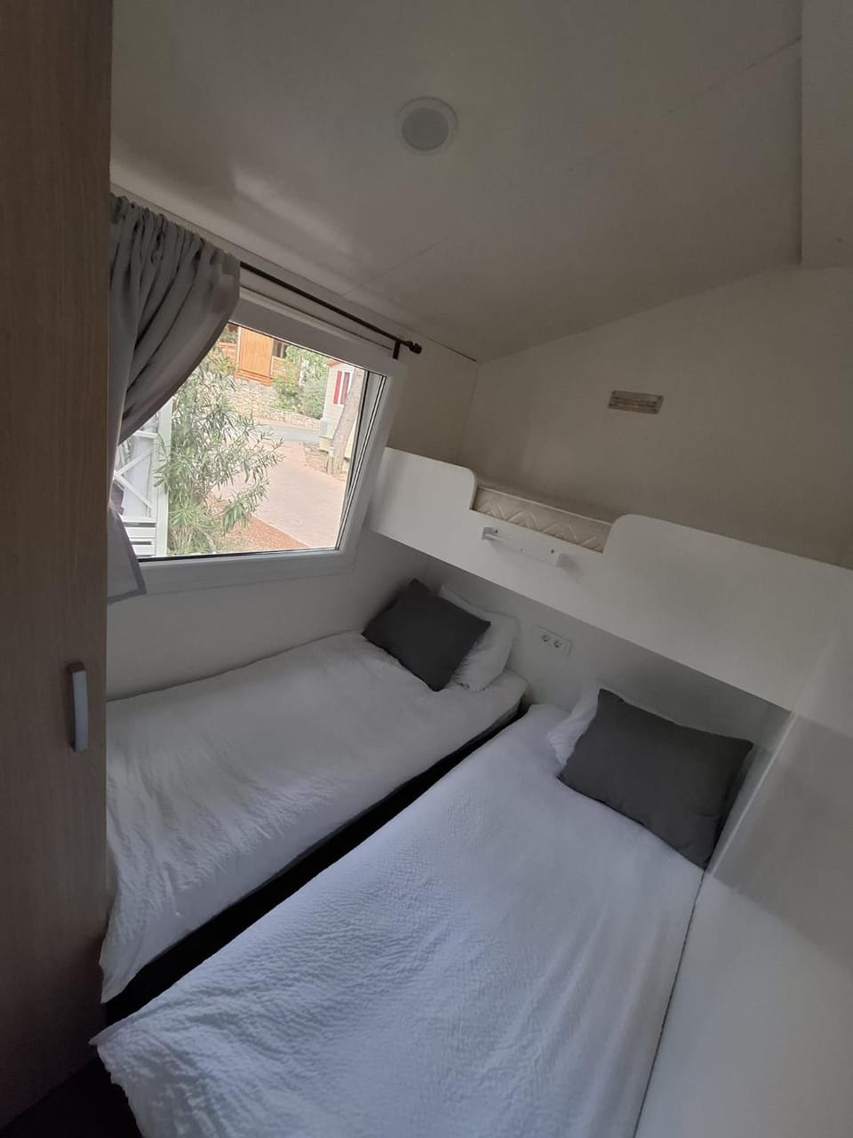 Mobile home MA -JA Campground/ 
RV Resort in Biograd na Moru