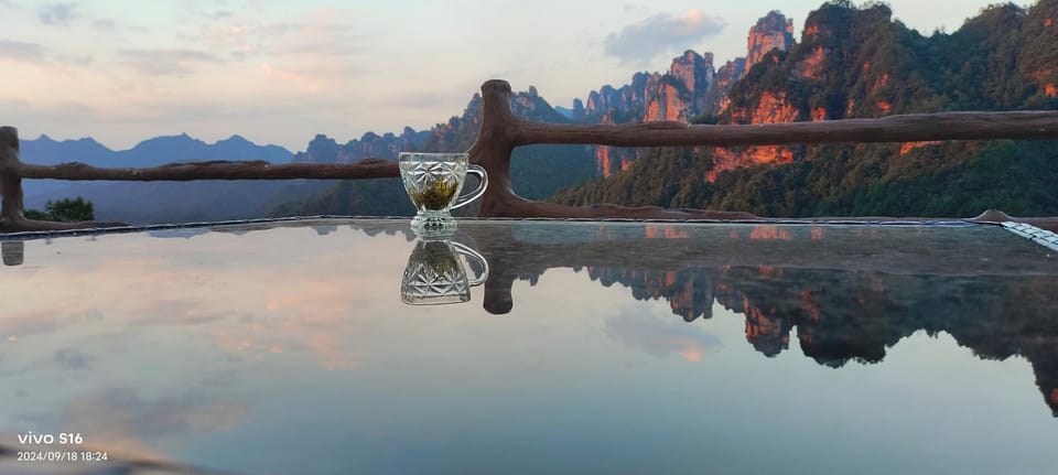 Nearby landmark, Day, Natural landscape, Mountain view