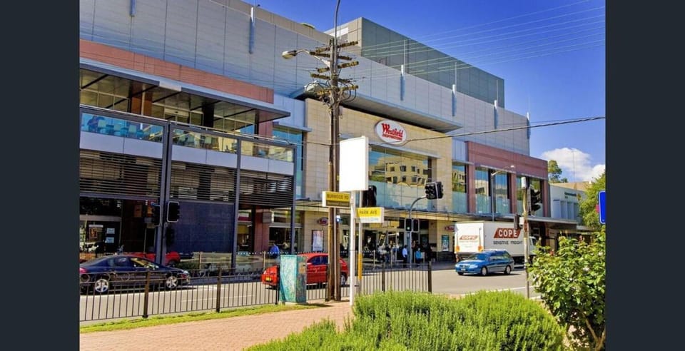Burwood 2Br Apt Near Chiantown Shopping Center Apartment in Sydney