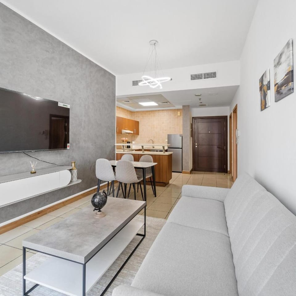 1BR in Sulafa Tower- Ideal for Short-Term Stay Apartment in Dubai
