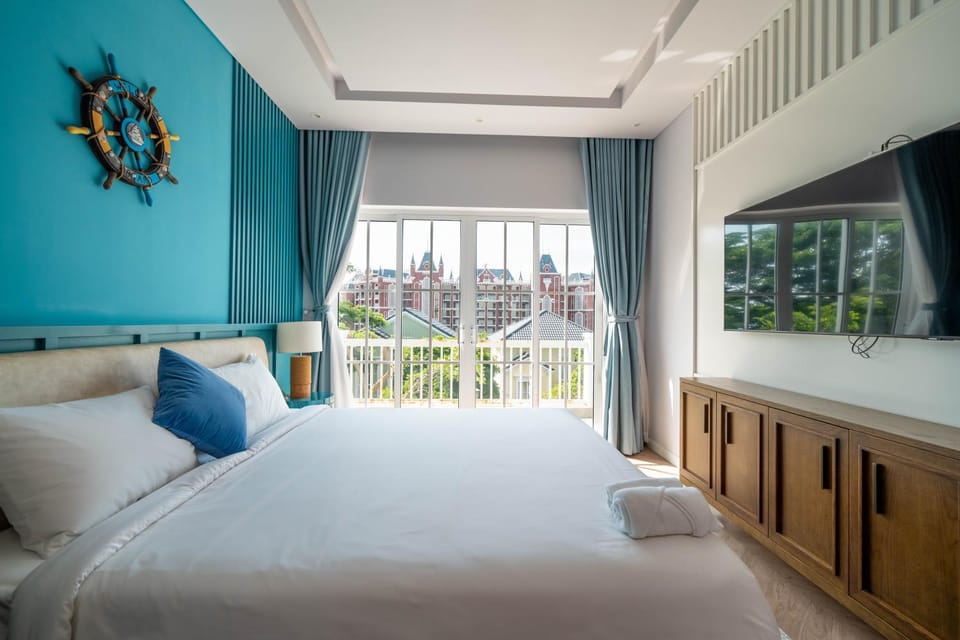 Communal lounge/ TV room, Bed, TV and multimedia, Photo of the whole room, Evening entertainment, Bedroom