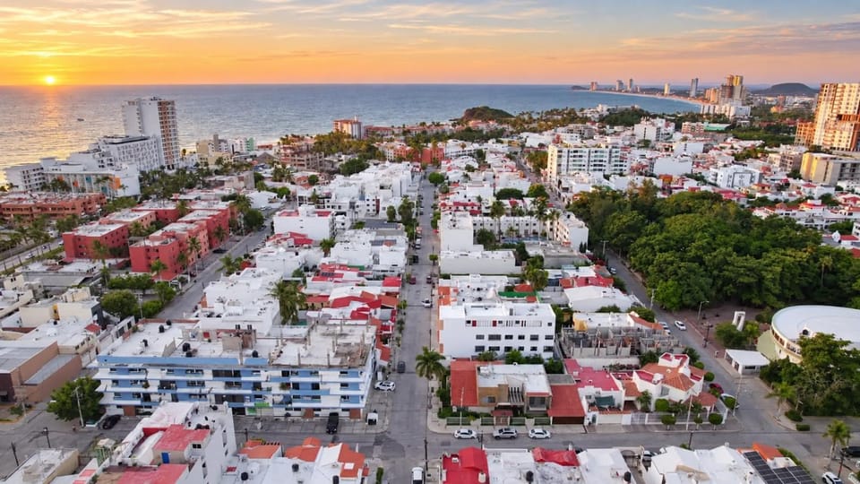 Bird's eye view, Location