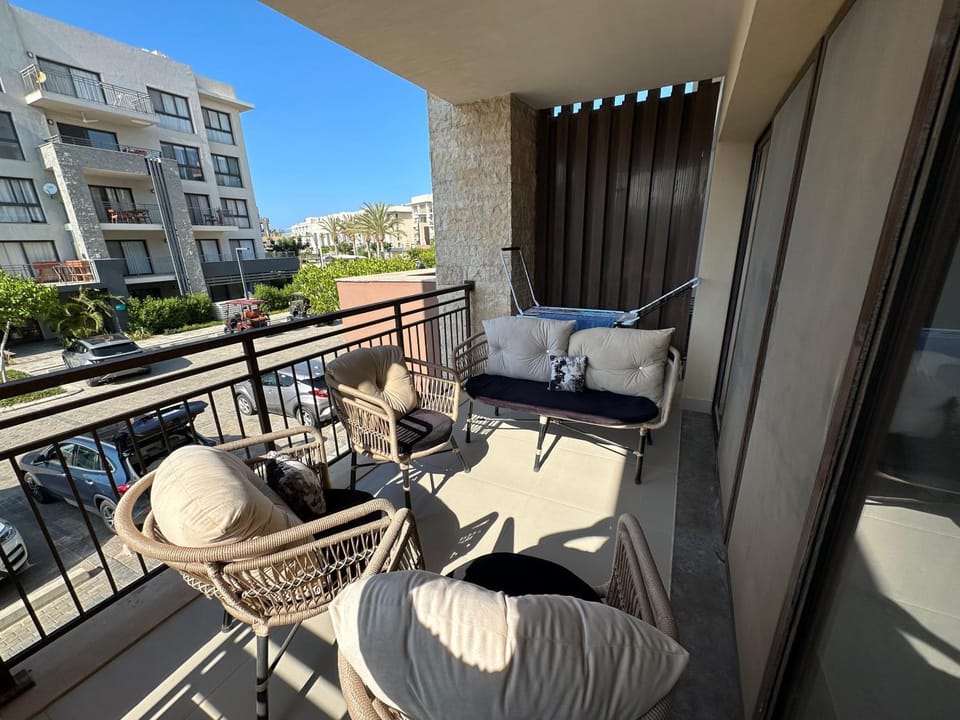 Balcony/Terrace, Balcony/Terrace