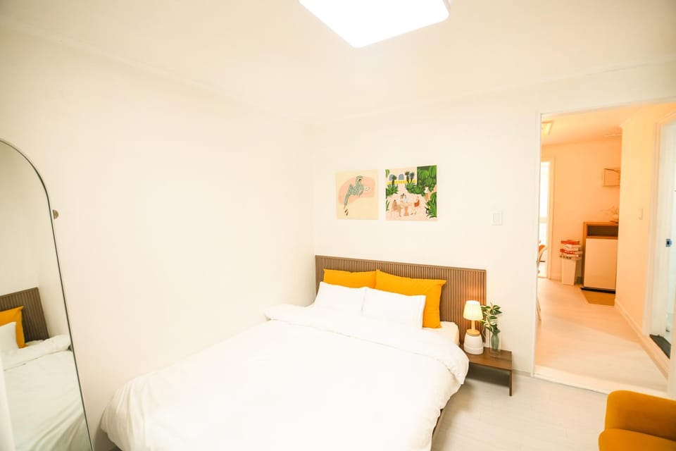 Ongi House Apartment in Seoul